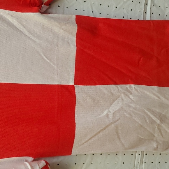 Color block sweater - Picture 3 of 6